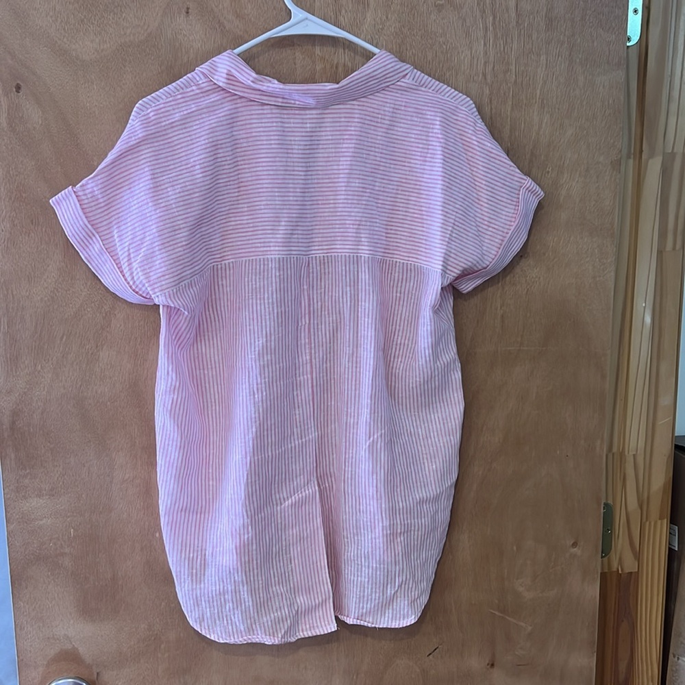 Sold - Beach Tee - Picture 3 of 5